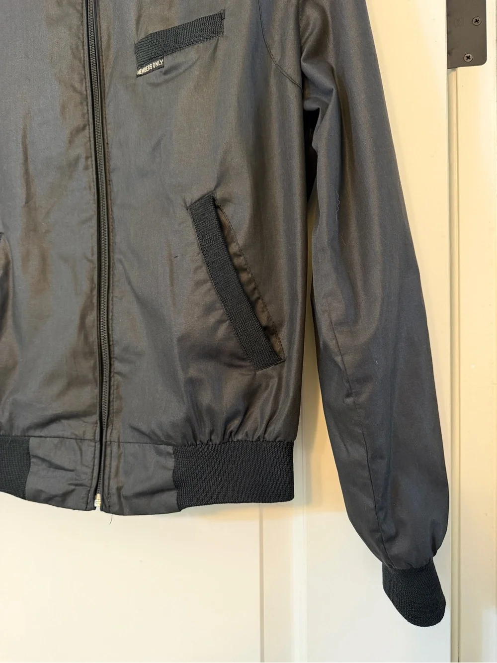 Members Only Vintage 80’s Iconic Racer Jacket Black Mens 38 Cafe Bomber Coat
